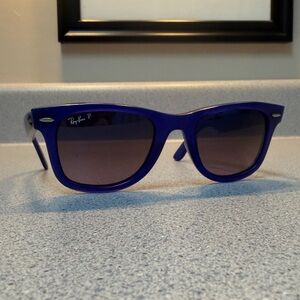 Ray-Ban Classic Wayfarer Sunglasses